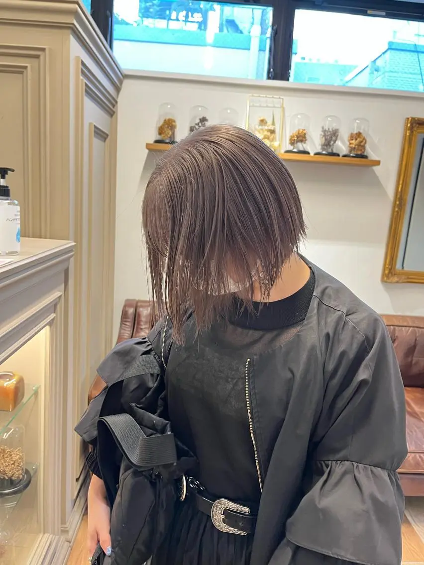 ショート カット ヘアカラー トリートメント オリーブ/縮毛♡ Natsuno🩰のヘアスタイル
