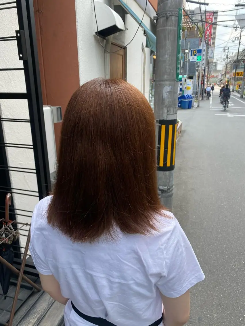 カラー ベージュカラー ブリーチ ミルクティーベージュ ブリーチなしカラー ヘアカラー 縮毛矯正とレイヤー カット/杉村凜汰郎のヘアスタイル