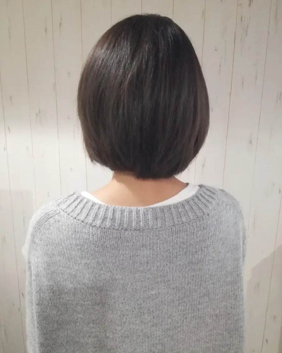 ショート カラー ベージュカラー ボブ 西川 敏夫のヘアスタイル