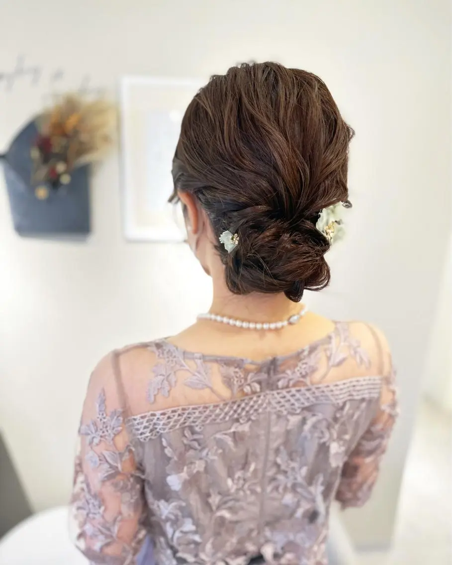 セミロング ヘアセット 荒木 ひろかのヘアスタイル