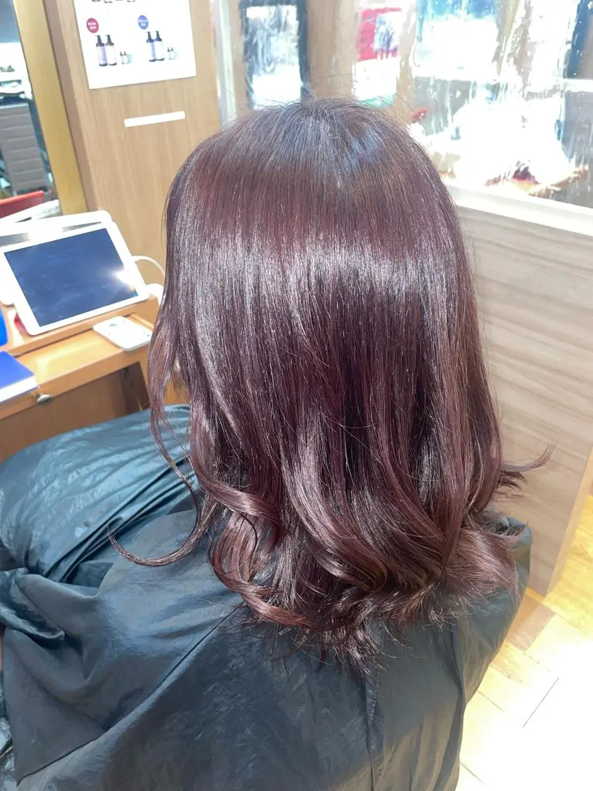 ミディアム カラー Chieri🍒 KAINOプラット店のマツエク・マツパデザイン