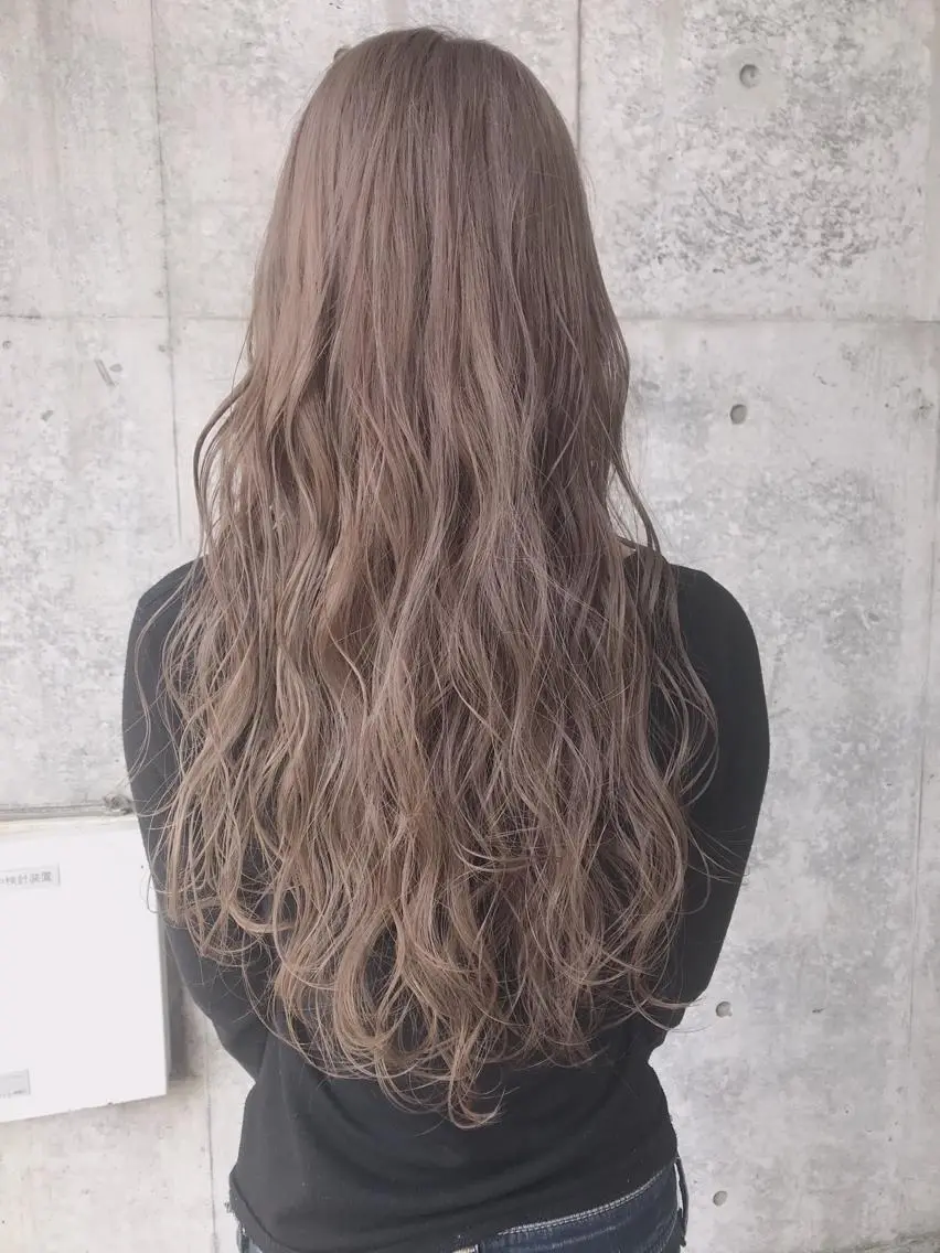 ロング カラー 及川 光のヘアスタイル