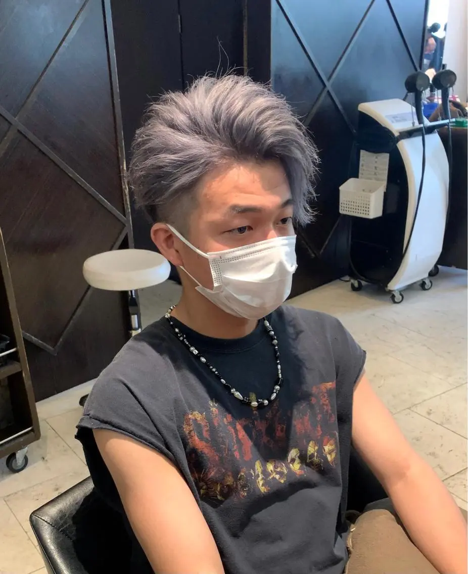 カラー メンズ アッシュ アッシュグレー カット ヘアカラー トリートメント メンズ専門 井藤 雅也のヘアスタイル