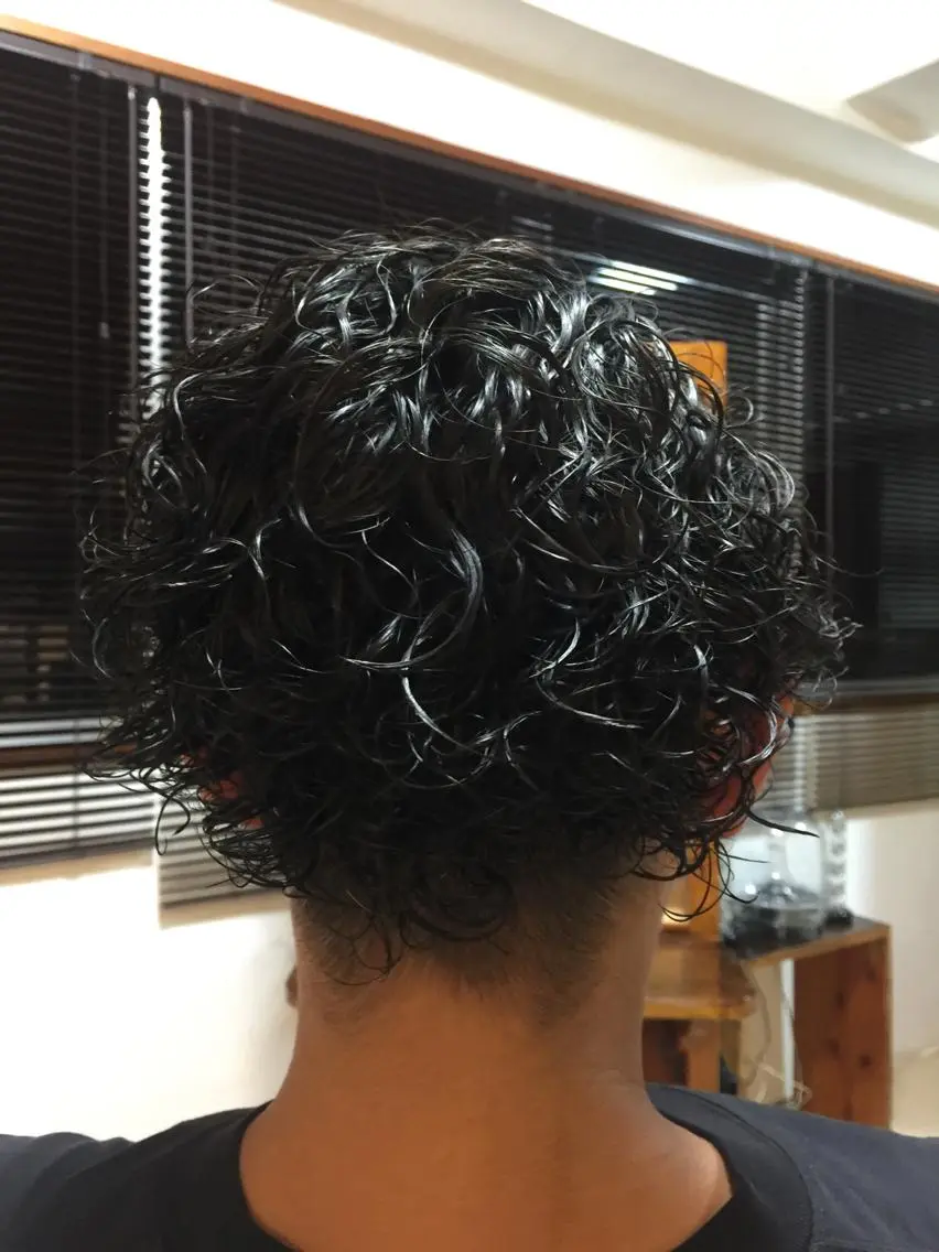 ショート パーマ メンズ カット パーマ トリートメント 嘉手納美容室 ルアナエヴァのヘアスタイル