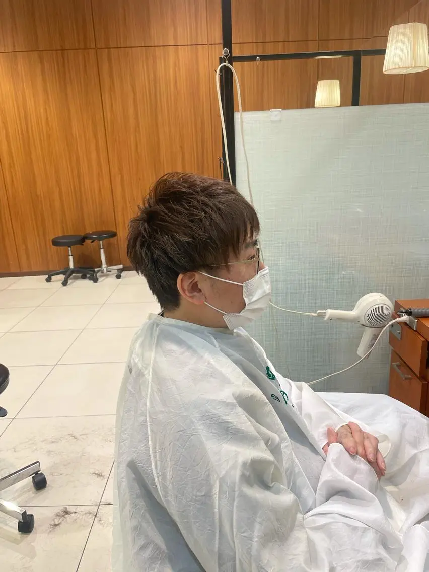 ショート メンズ 髙田 千華 髪質改善ストレートのヘアスタイル