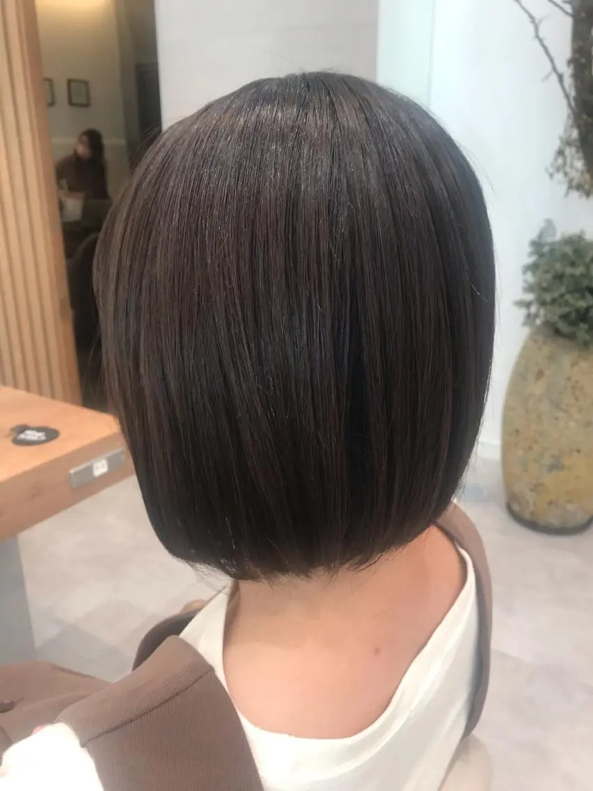 ショート カラー グレージュ オリーブグレージュ オリーブグレー カット トリートメント ヘッドスパ 木野田 萌のヘアスタイル
