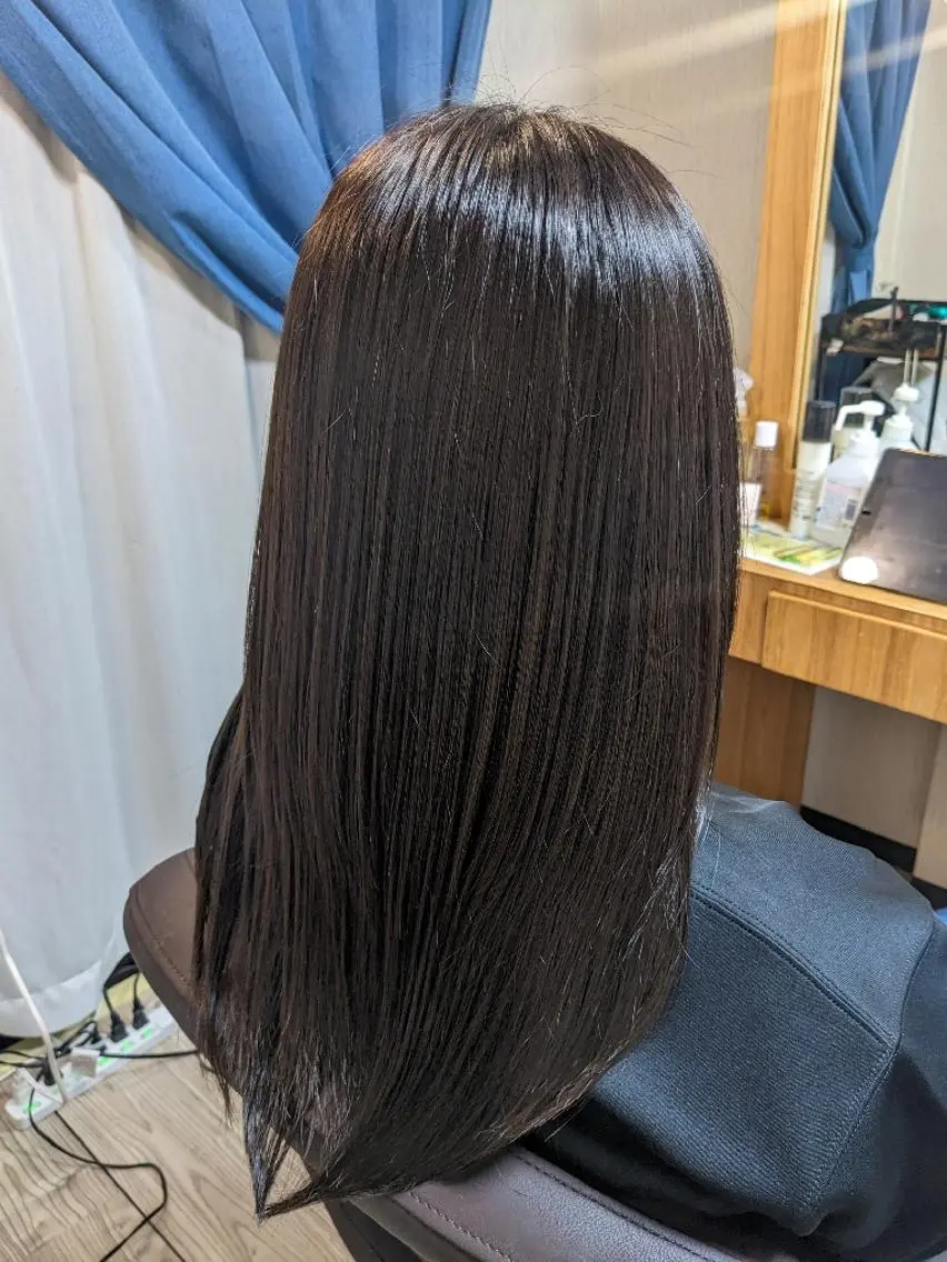 ロング カラー 髪質改善 ヘアカラー トリートメント 池田 恵久美のヘアスタイル
