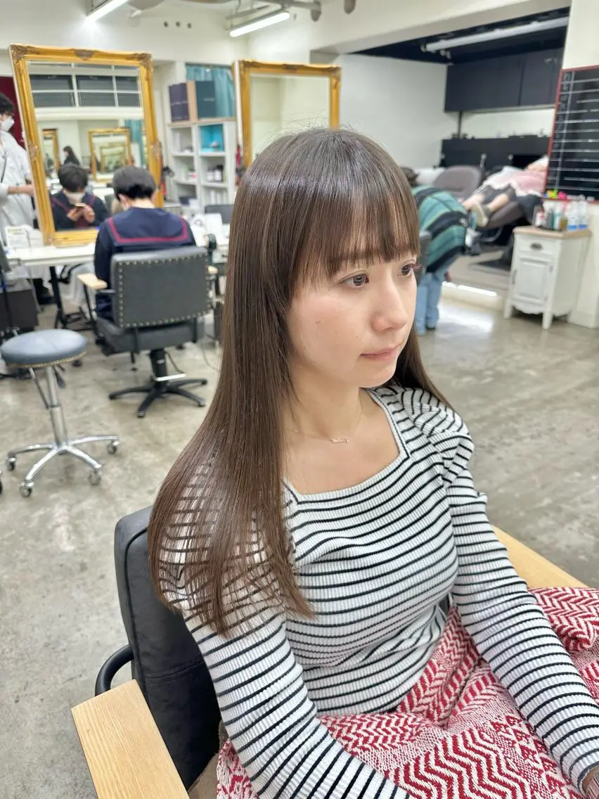 ロング \脱・うねり& 広がり/gite菊のヘアスタイル