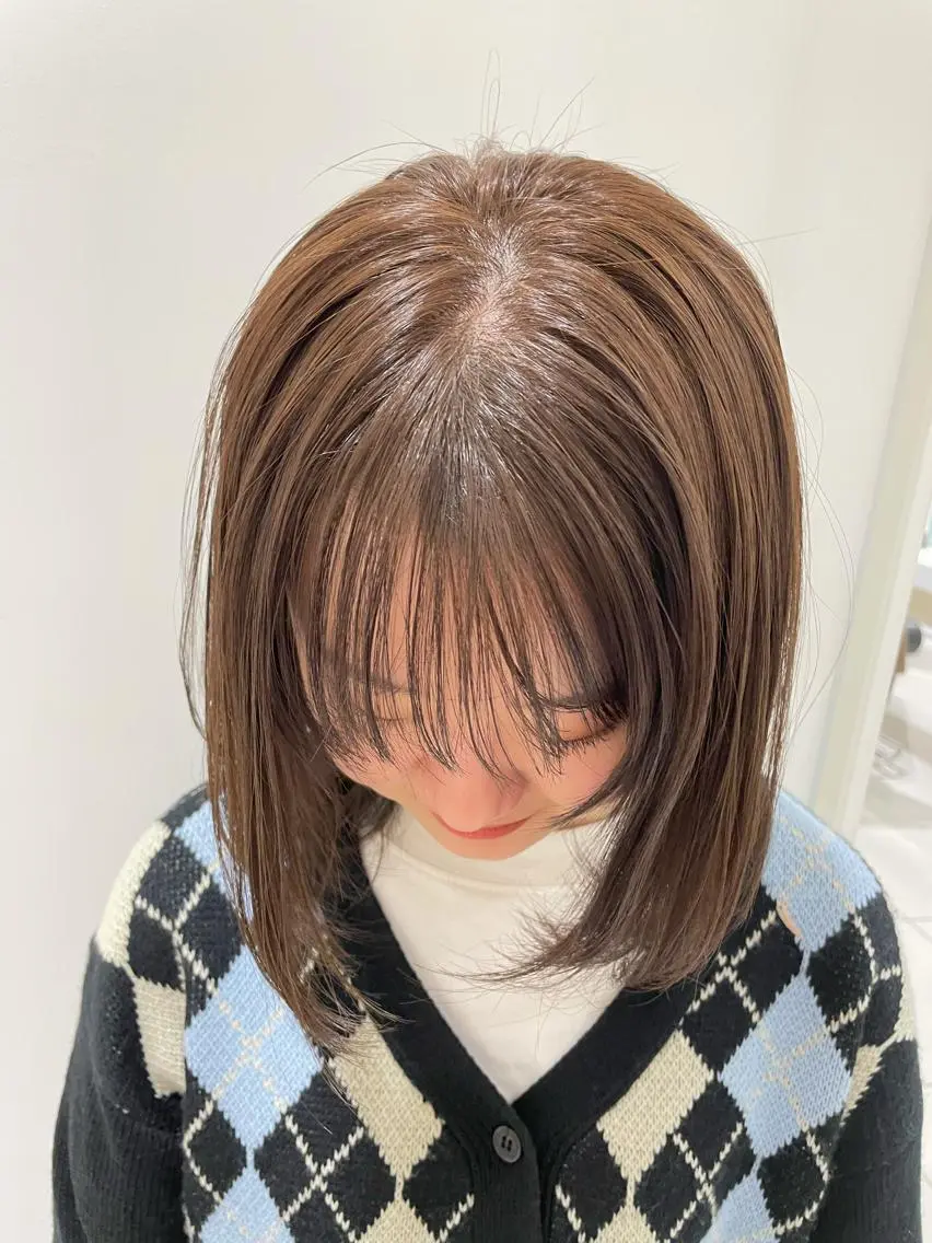 セミロング カラー ブリーチ ブリーチなしカラー momoka ［pejite]のヘアスタイル