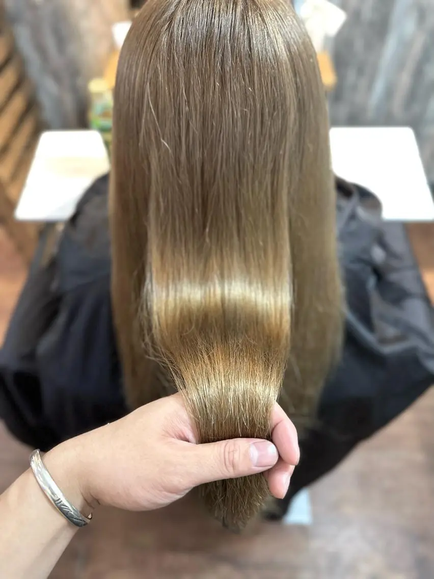 ロング カラー カット ヘアカラー トリートメント Luzir⭐︎ GEN⭐︎のヘアスタイル