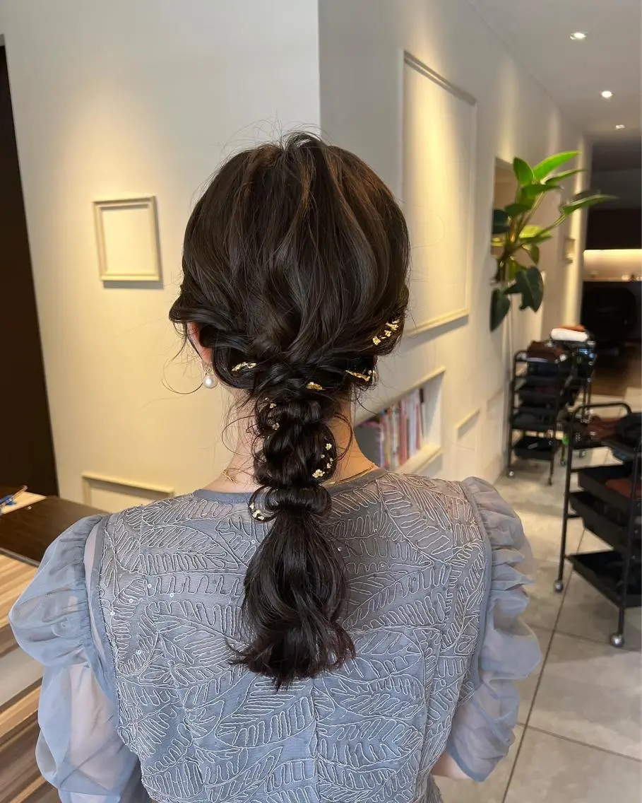 セミロング ヘアアレンジ 結婚式・ブライダル ヘアセット 西村 美羽のヘアスタイル