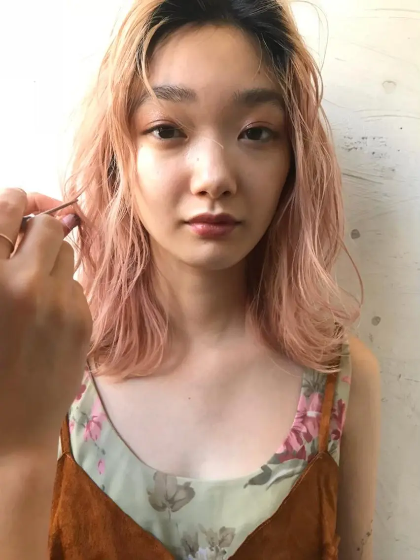 ショート カラー ヘアアレンジ アクアカラー ダブルカラー グラデーションカラー ハイライトカラー イルミナカラー 💝髪質改善💝_ chlom🌸春🌸のヘアスタイル