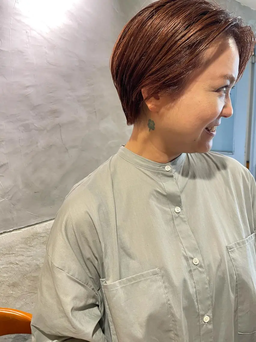 ショート かきあげバング カット ヘアカラー トリートメント ayane⭐️ボブ・ ショート・パーマのヘアスタイル