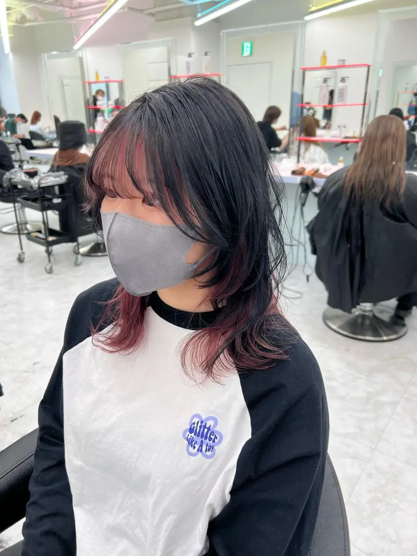 ミディアム カラー パーマ ヘアアレンジ メンズ キッズ ネイル マツエク・マツパ アイブロウ メンズウルフカット ウルフカット KANAMI 🌏のヘアスタイル