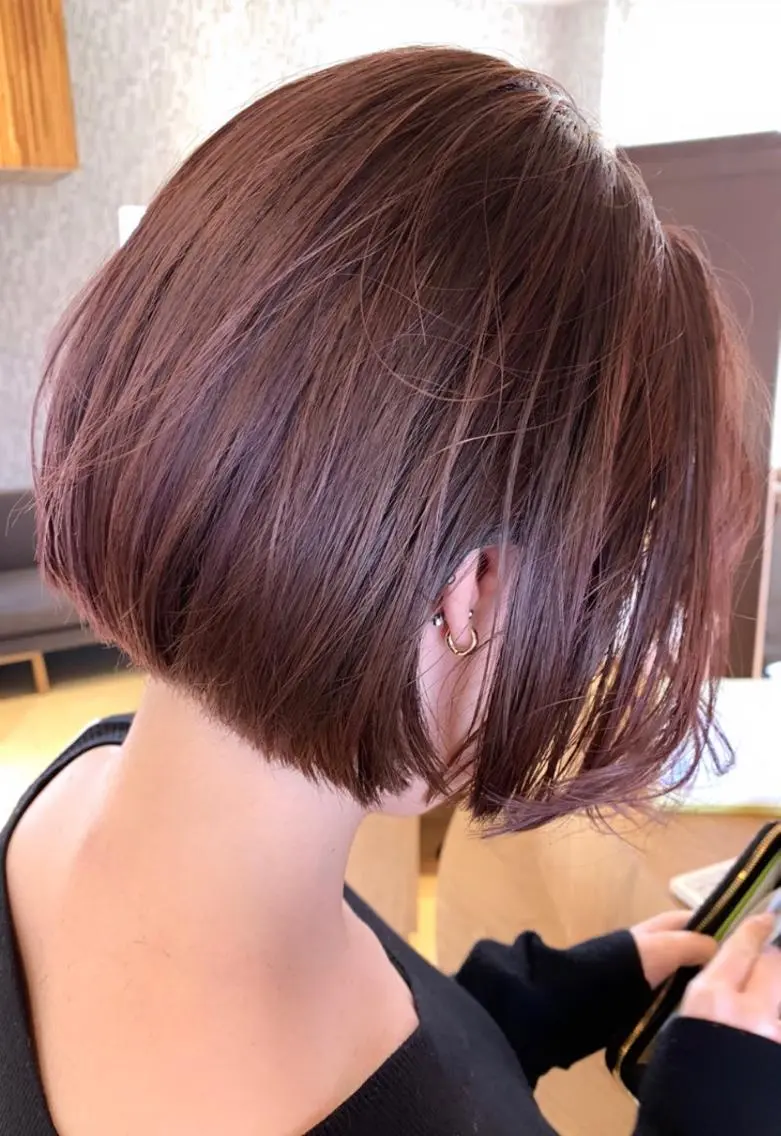ショート 外国人風カラー ハイライト レイヤーカット ブリーチ/ハイトーン 天童市/SERINAのヘアスタイル