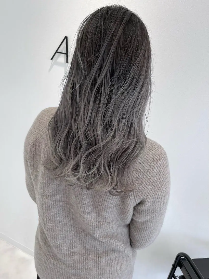 ロング ALLY/廣瀬 眞子のヘアスタイル