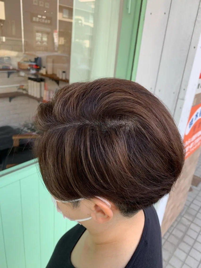 ショート カラー ハイライトカラー ハイライト ショートヘア schon 仙台のヘアスタイル