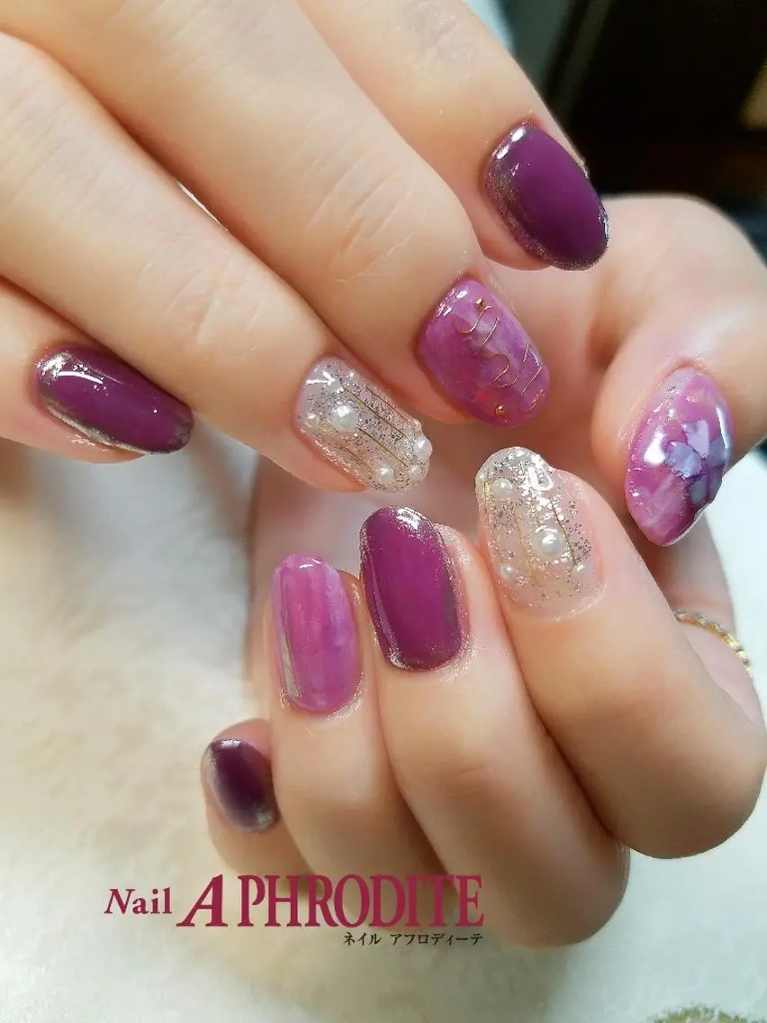 ネイル ニュアンスネイル Nail Aphroditeのネイルデザイン