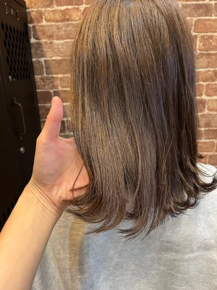 ミディアム カラー パーマ ヘアアレンジ メンズ キッズ ネイル マツエク・マツパ アイブロウ メンズブリーチ メンズハイライト メンズインナーカラー メンズ韓国風 ブリーチ 久木原 ゆりのヘアスタイル