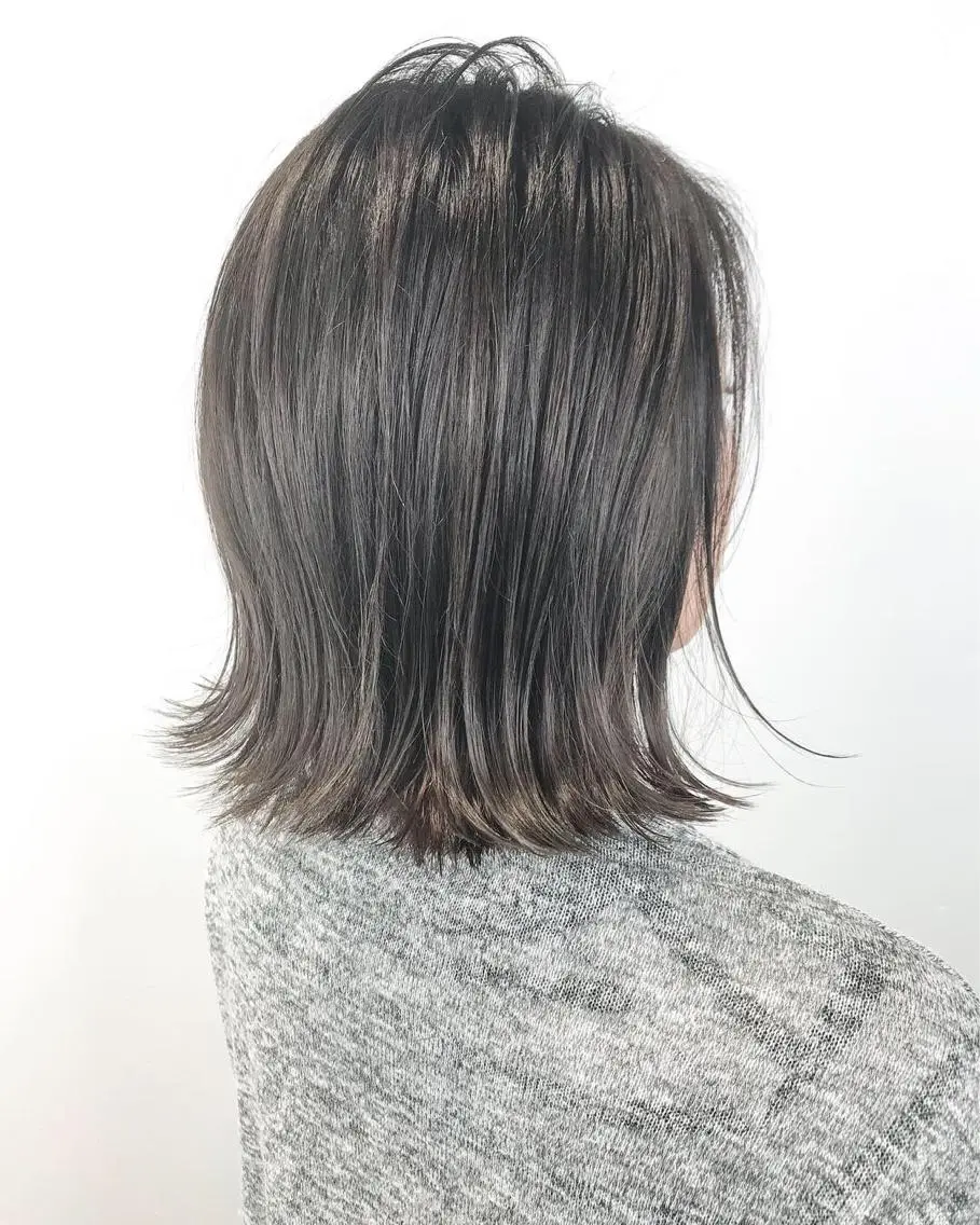 ショート カラー ブリーチ ハイライトカラー ハイライト カット ヘアカラー トリートメント BOX mico.のヘアスタイル
