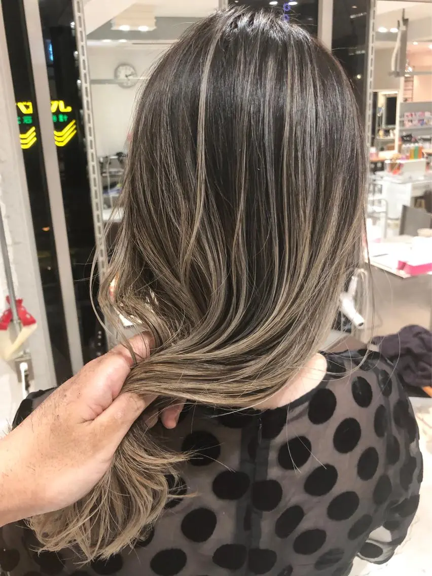 ロング カラー welring hair salonのヘアスタイル