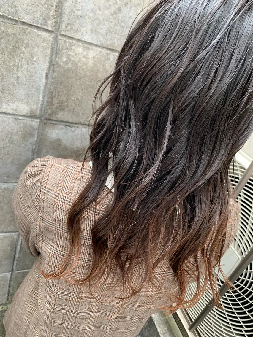 カラー ブリーチ グラデーションカラー yoshi （髙橋）のヘアスタイル