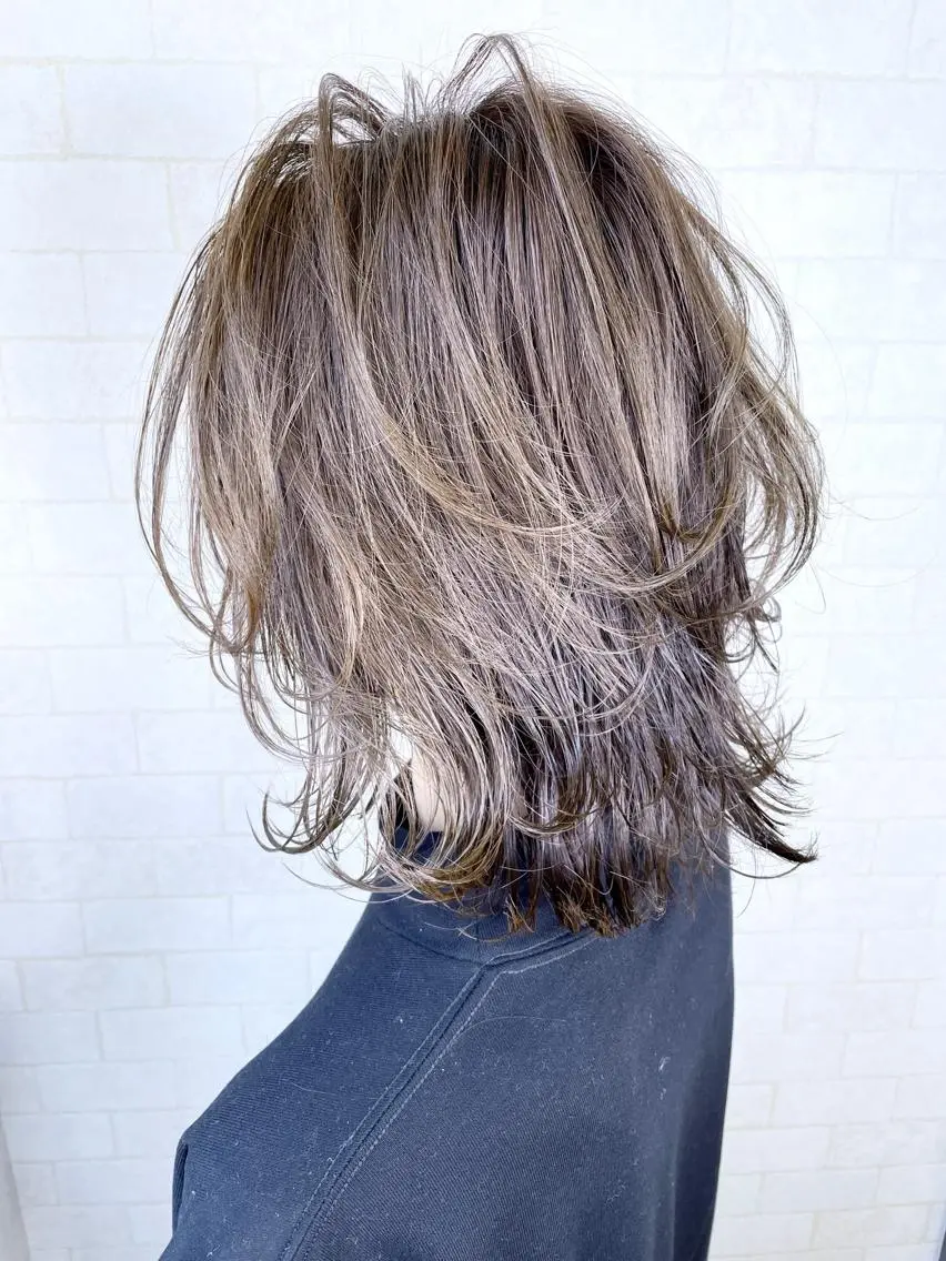 ミディアム カラー 神野 雅樹のヘアスタイル