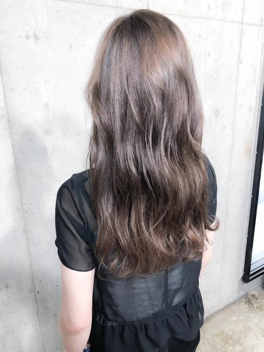 ロング カラー ベージュカラー 北條 優輝のヘアスタイル