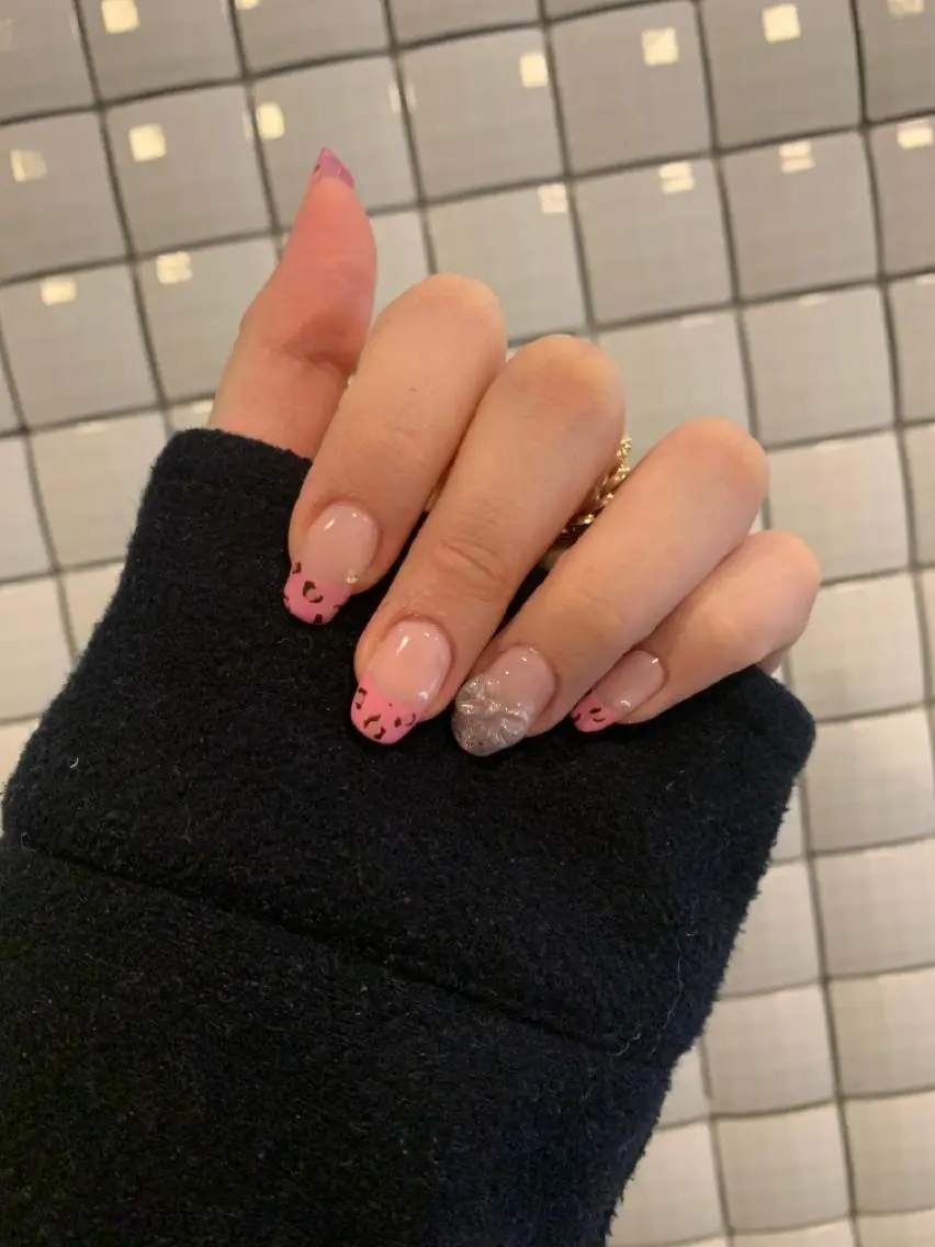 ネイル Tinaネイル 難波のネイルデザイン
