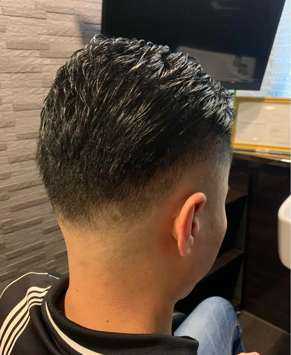 ショート メンズ フェードカット スキンフェード 齋藤 可純のヘアスタイル