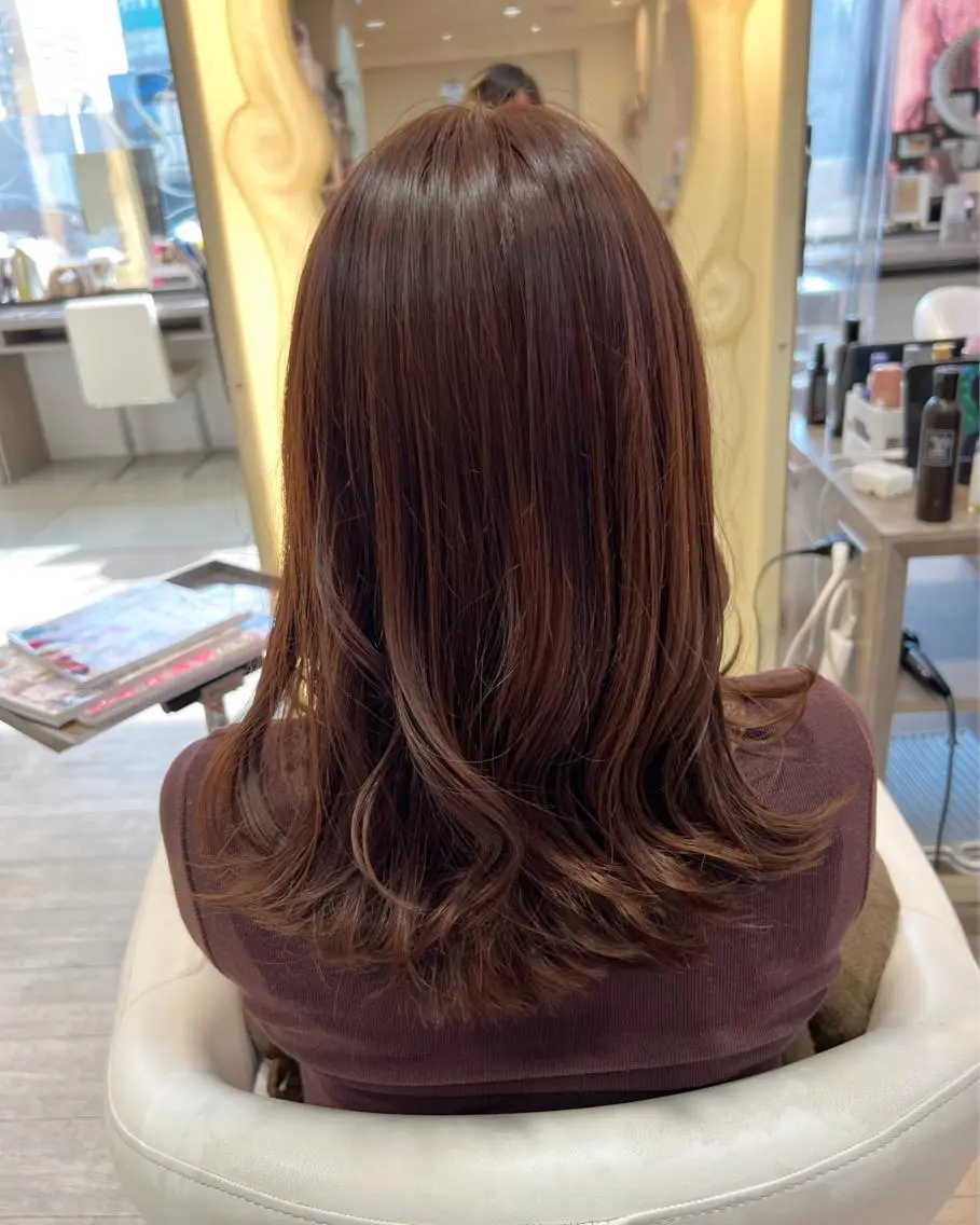 セミロング カラー イルミナカラー 柳澤 和也のヘアスタイル