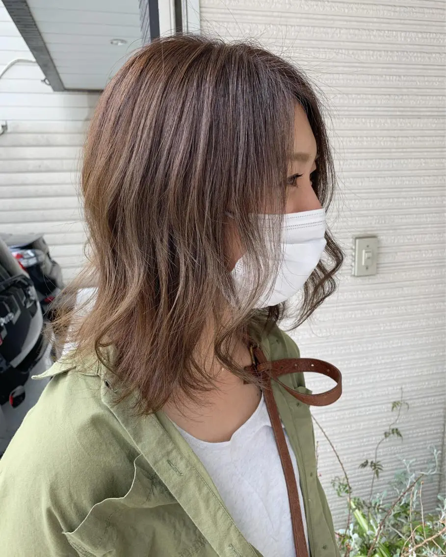 ミディアム カラー Sakairi Yunaのヘアスタイル