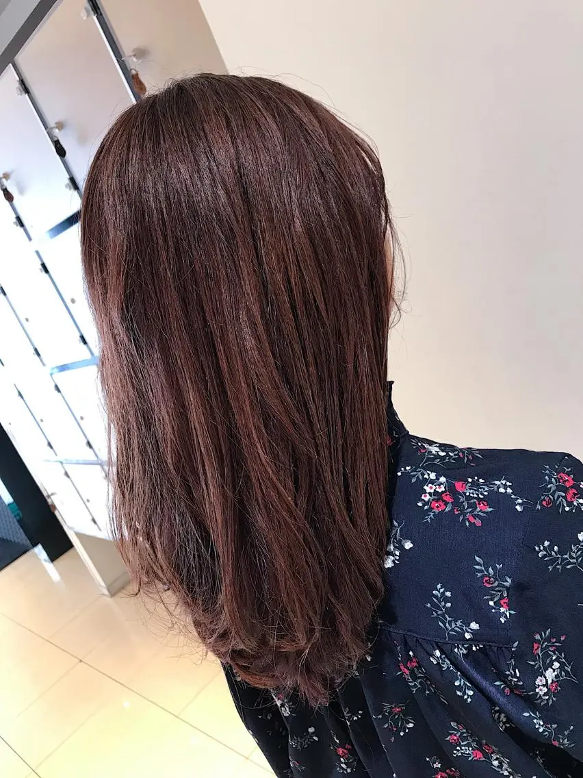 セミロング カラー カット ヘアカラー ブリーチカラー/ 岩破瑞希のヘアスタイル