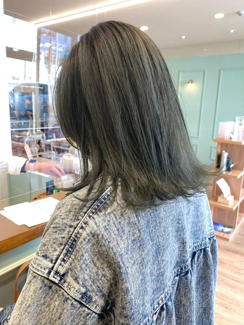 ミディアム カラー ボブとパーマの達人 /美容室難民の方是非のヘアスタイル