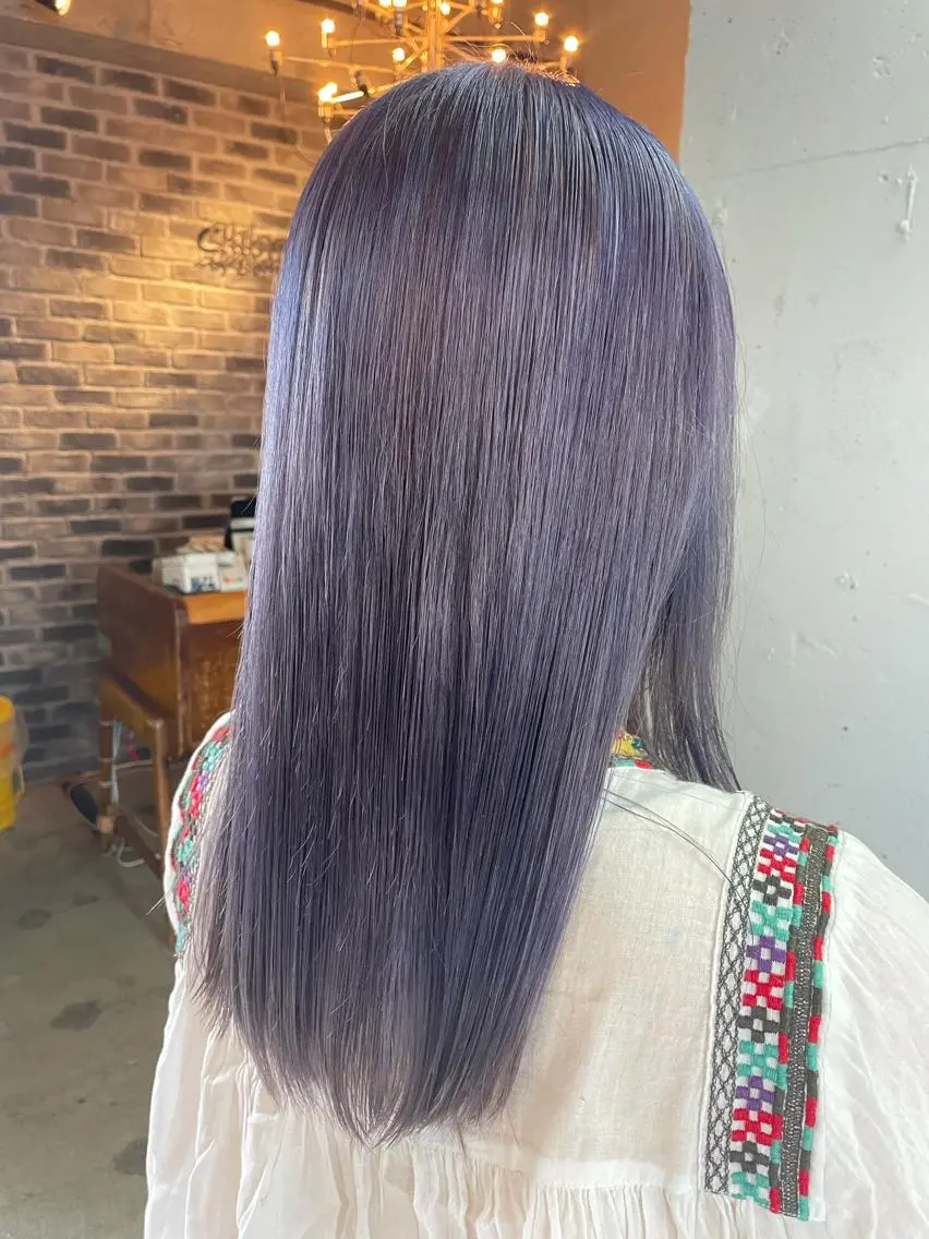 カラー ブルーカラー ブルーラベンダー ハイトーンカラー ラベンダーカラー シルバー 🍀アレンジ簡単ヘア ☘️石田万里奈🍀のヘアスタイル