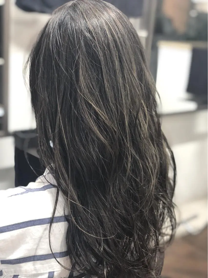 ロング ハイライト YOFAhair芦屋 峰★カラーリストのヘアスタイル