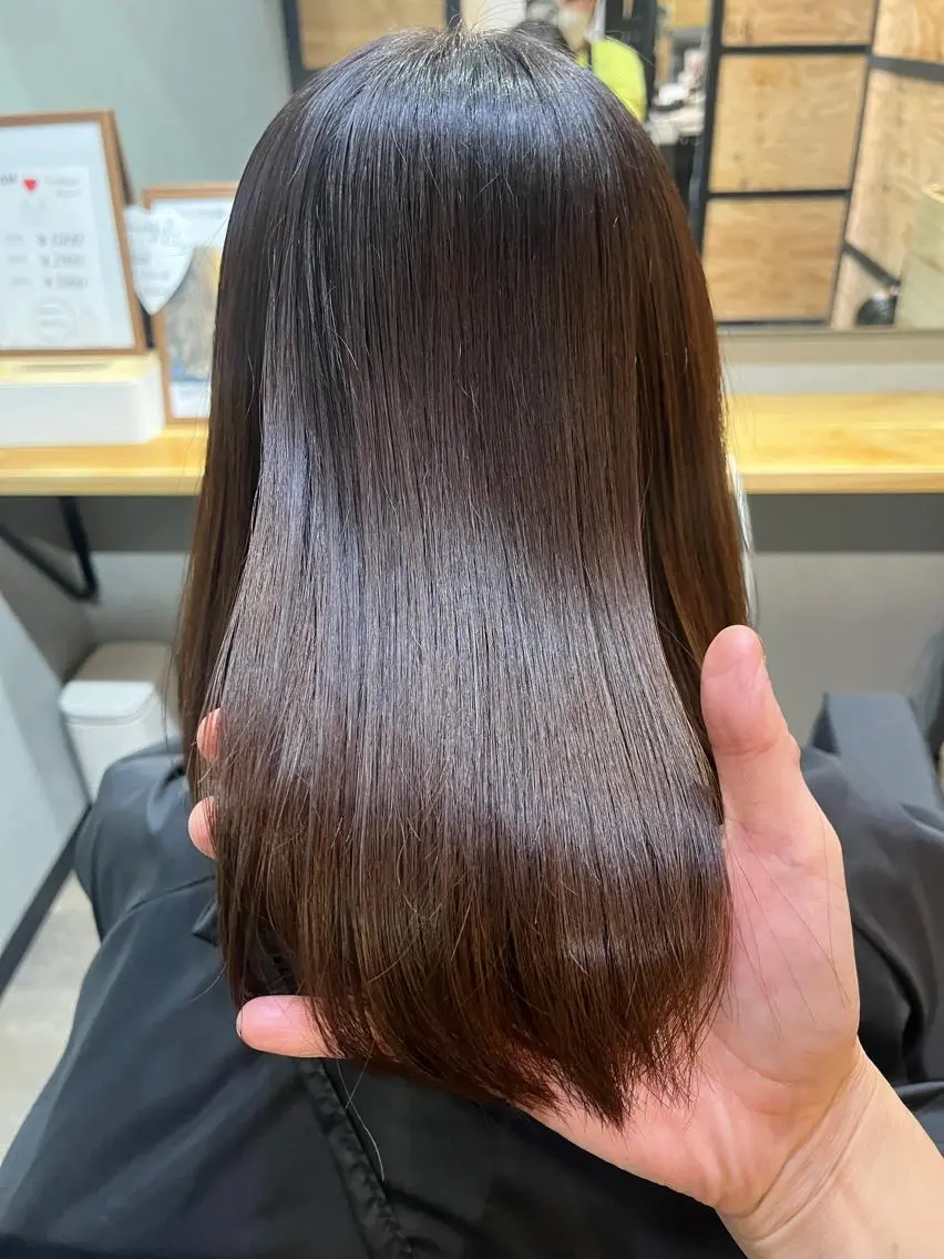ロング カラー パーマ ヘアアレンジ メンズ キッズ ネイル マツエク・マツパ アイブロウ メンズブリーチ メンズハイライト メンズインナーカラー メンズ韓国風 ブリーチ 久木原 ゆりのヘアスタイル
