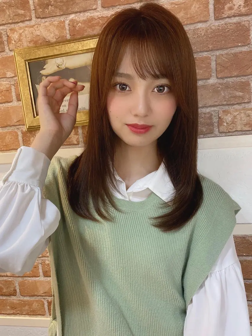 セミロング カット 縮毛矯正 トリートメント 山本翔一郎 韓国顔周りレイヤーのヘアスタイル