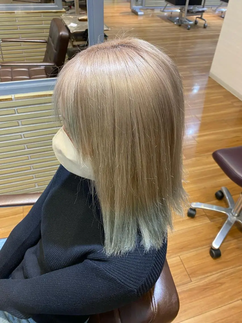 セミロング ヘアカラー 土井 祐之介のヘアスタイル