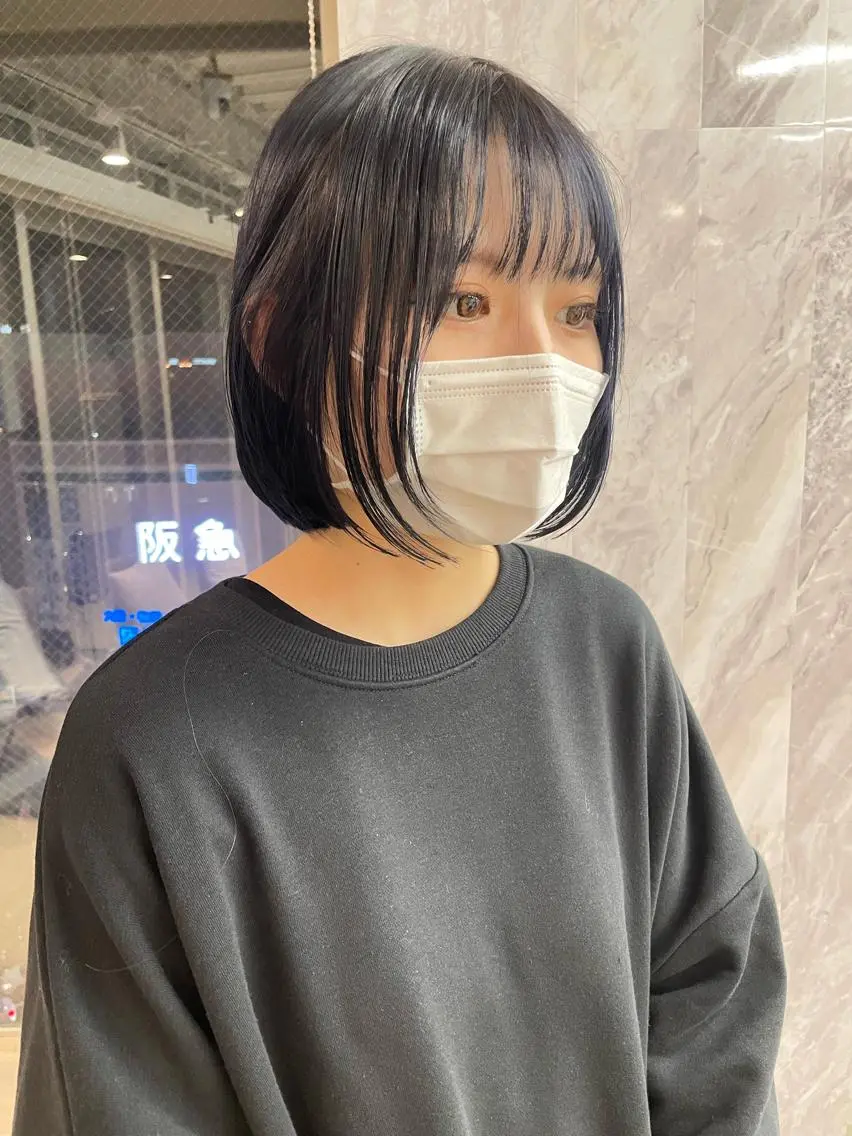 ショート カラー ヘアアレンジ 黒髪 ブルーカラー ブルーブラック ヘアカラー トリートメント 🎗秋山勇/ GEAR.代表のヘアスタイル