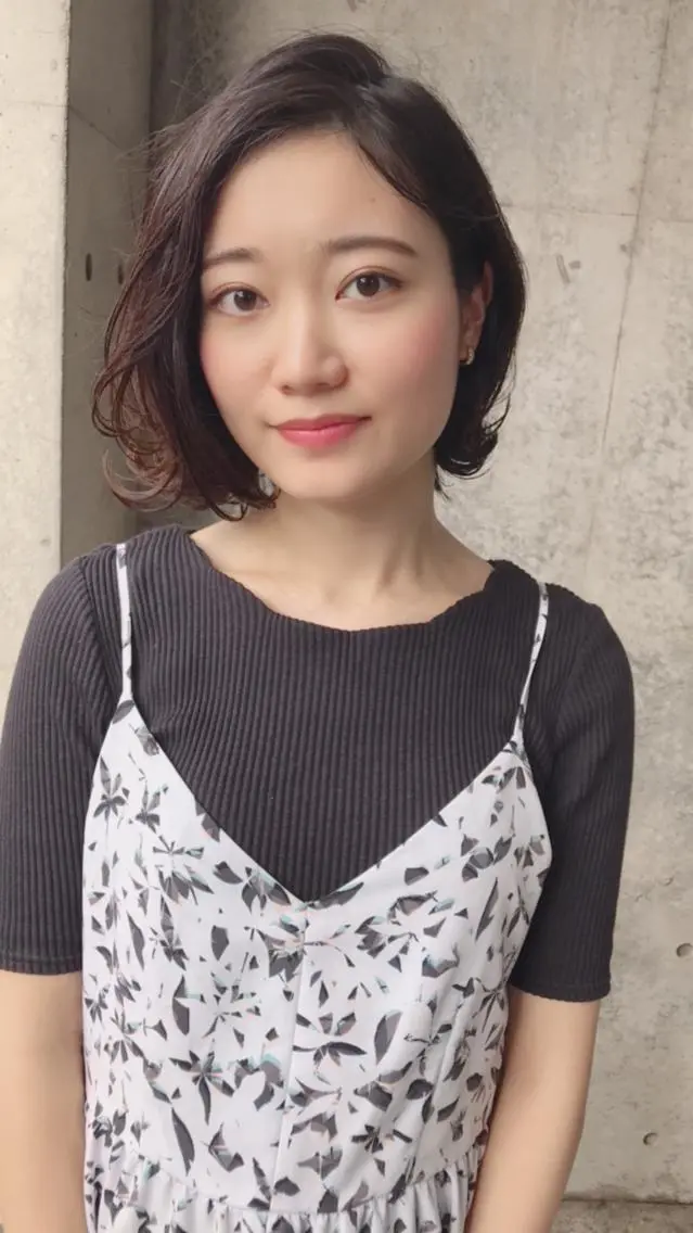 ミディアム カラー 及川 光のヘアスタイル