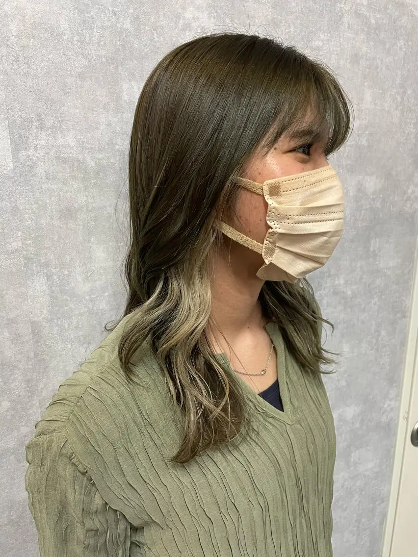 ショート 切りっぱなしボブ ショートボブ ハンサムショート 丸みショート アッシュ カット ヘアカラー トリートメント モテ髪/ボブ/ショー ト/アダチフウトのヘアスタイル
