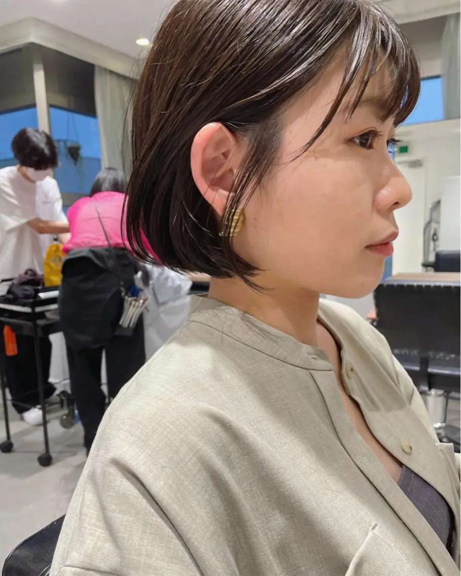 ショート カラー アッシュ アッシュブラウン ブラウンカラー ボブ くせ毛 カット ヘアカラー トリートメント 村上雅人 ナチュラルモードのヘアスタイル