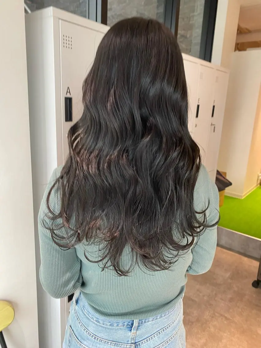 ロング カラー 透明感カラー グレージュ カット ヘアカラー トリートメント オスズ 🎀´-のヘアスタイル