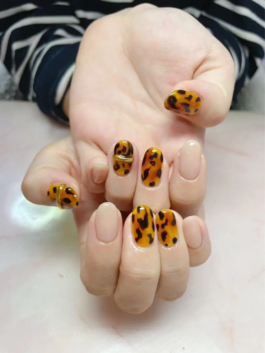 ネイル ハンドネイル RI SA☀️ リサのネイルデザイン