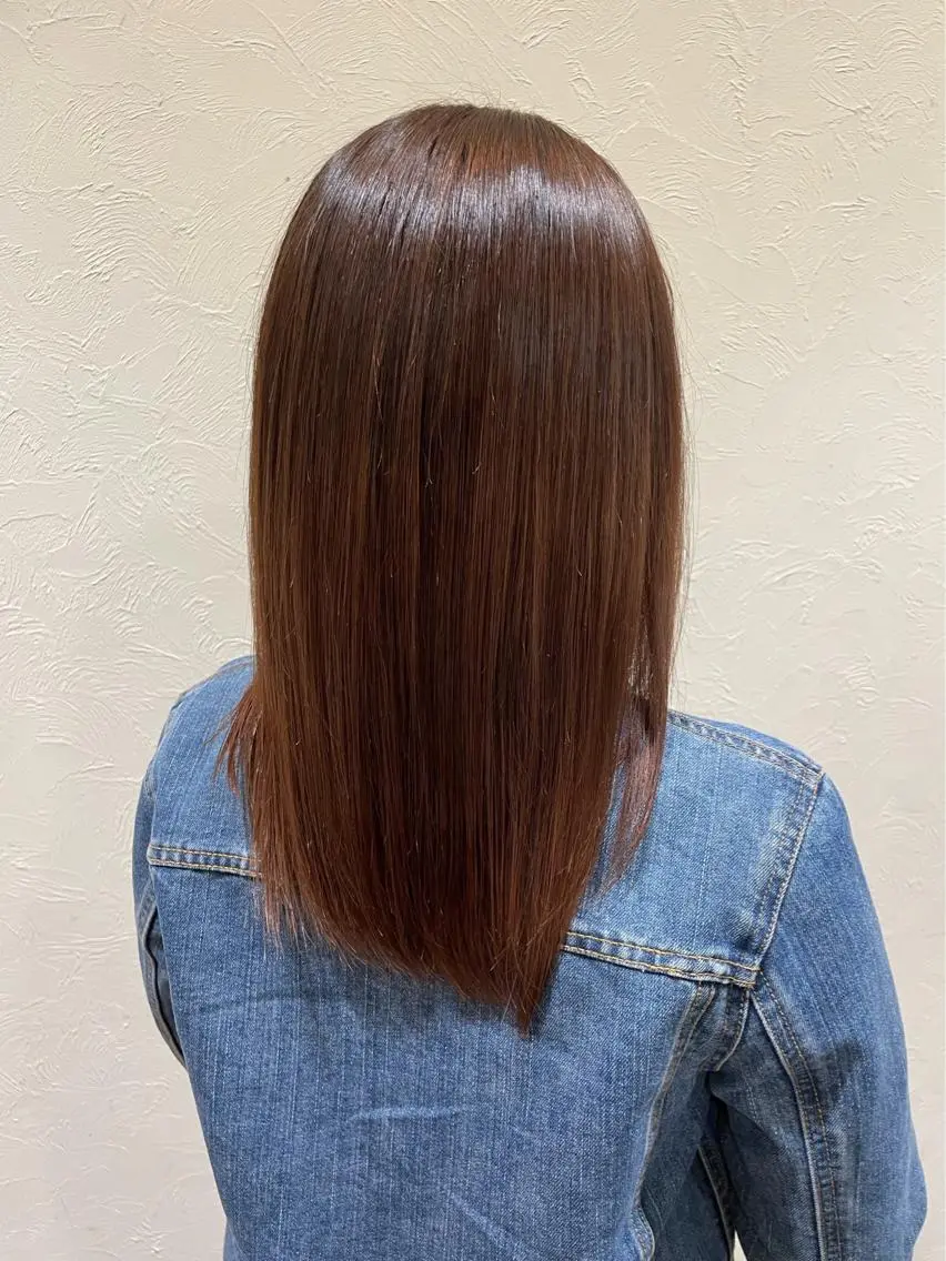 セミロング 縮毛矯正 トリートメント 西山 瑞希のヘアスタイル