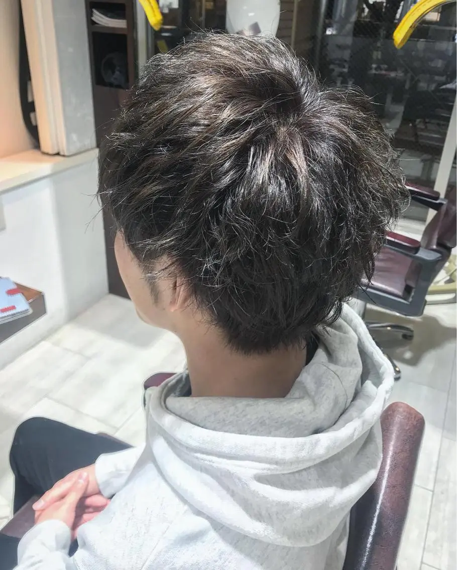 カラー メンズ メンズブリーチ ブリーチ 黒田 優衣のヘアスタイル