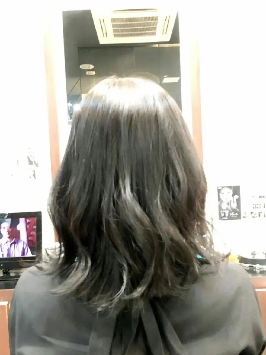 ショート ミディアム セミロング カラー SHAFT Ieiriのヘアスタイル