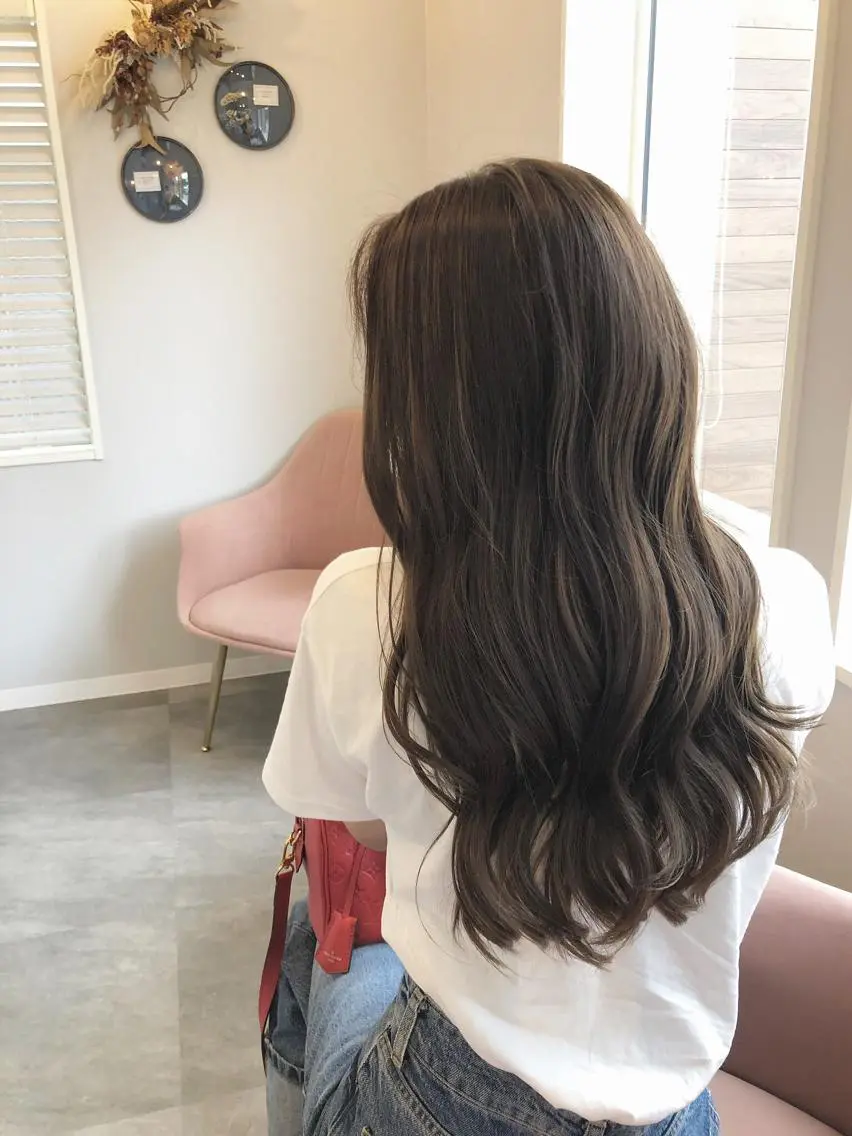 ロング ayumi ／透明感カラーのヘアスタイル
