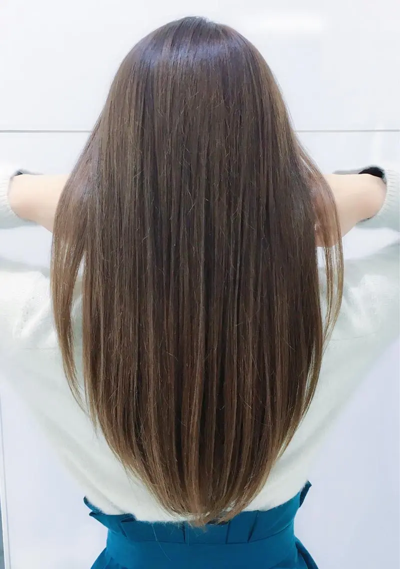 ロング パーマ ストレートパーマ 趙 英来のヘアスタイル